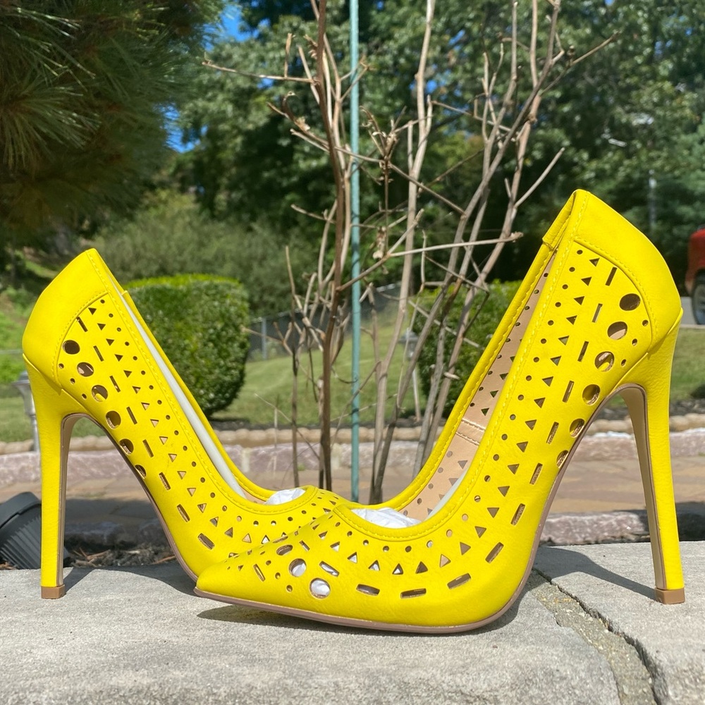 Yellow Heels